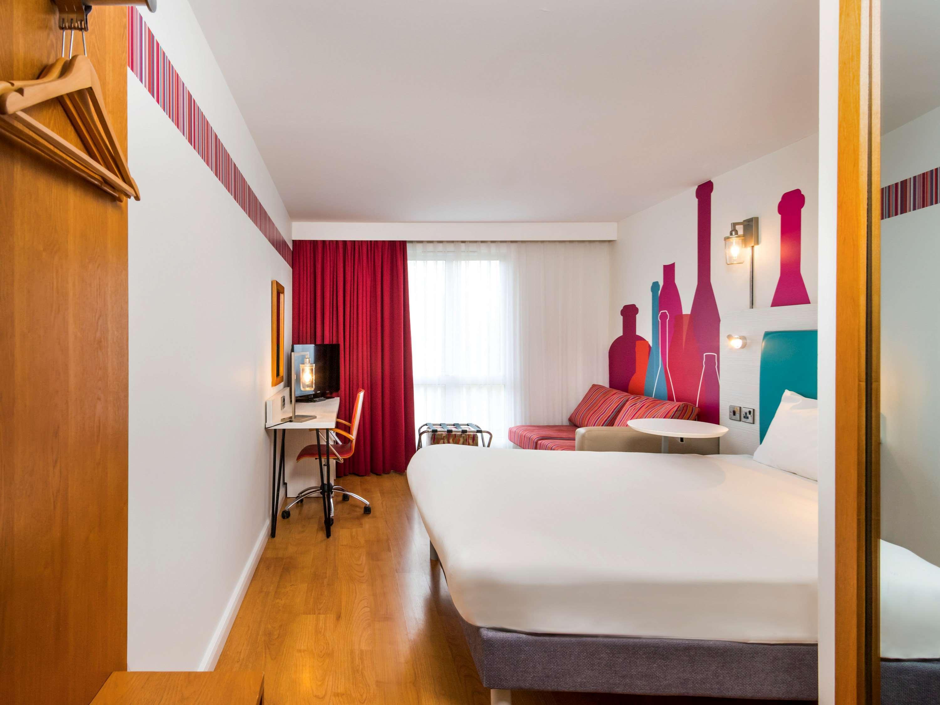 Hotel Ibis Styles Barnsley Exterior foto