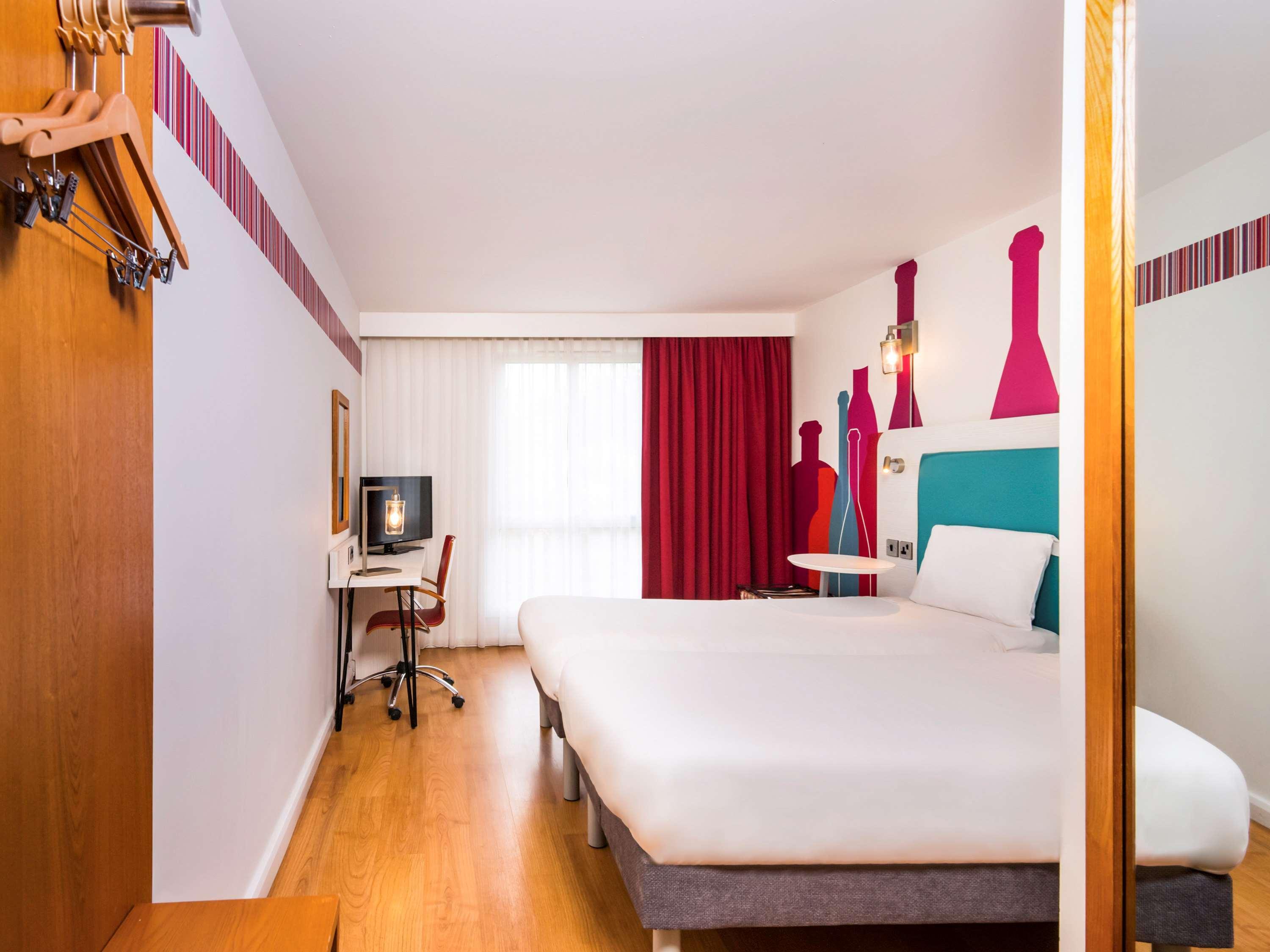 Hotel Ibis Styles Barnsley Exterior foto