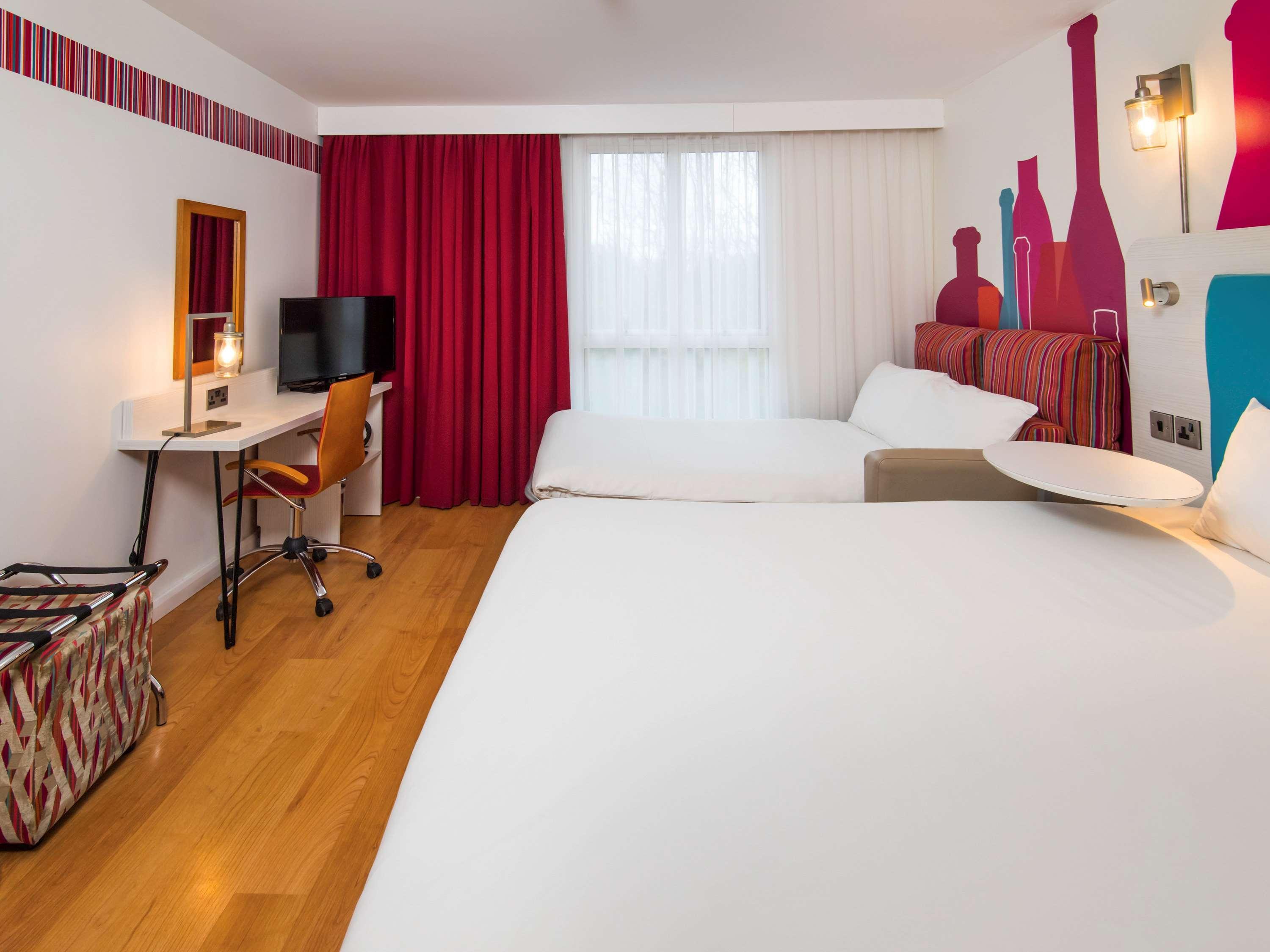 Hotel Ibis Styles Barnsley Exterior foto