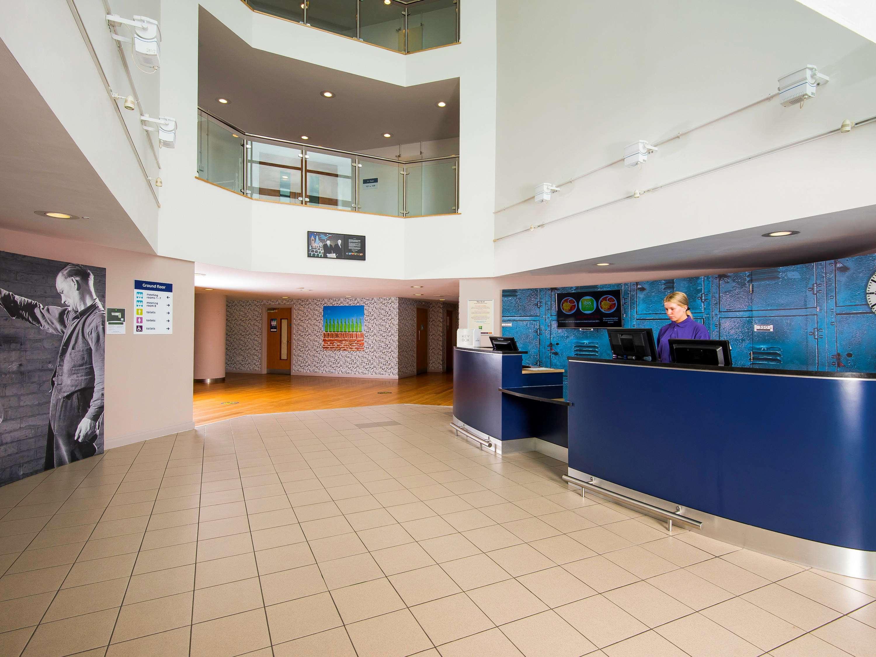 Hotel Ibis Styles Barnsley Exterior foto