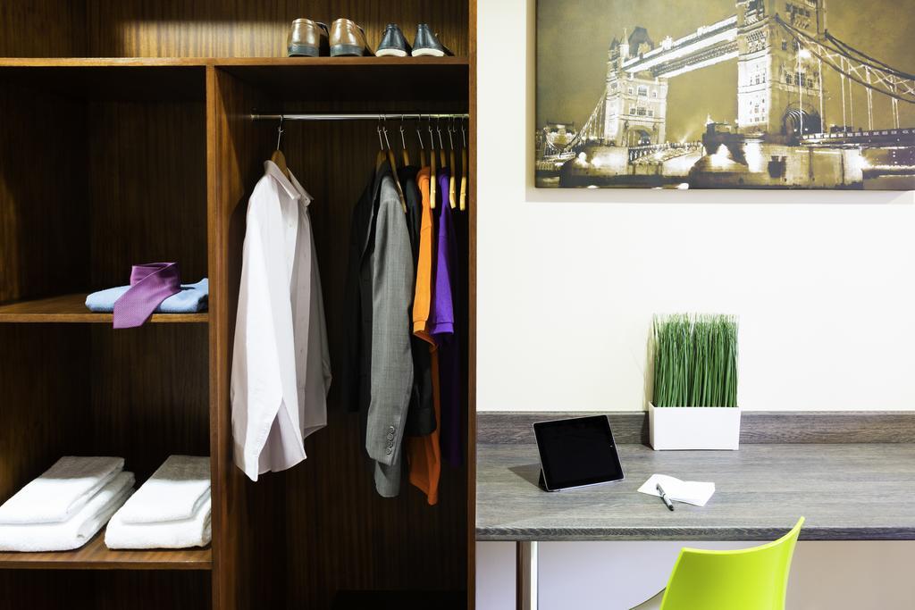 Hotel Ibis Styles Barnsley Exterior foto